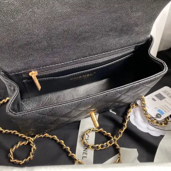 HyperPeter HANDLE FLAP MINI CHANEL BAG TOP WITH 0501